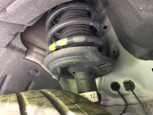 フィット ｅ：ＨＥＶ　ＲＳ　純正８型ナビ　バックカメラ　禁煙車　ホンダセンシング　アダプティブクルーズ　スマートキ―　踏み間違い防止装置　ハーフレザー　ＬＥＤヘッド　ドラレコ　フルセグ　Ｂｌｕｅｔｏｏｔ再生　ＥＴＣ（20枚目）