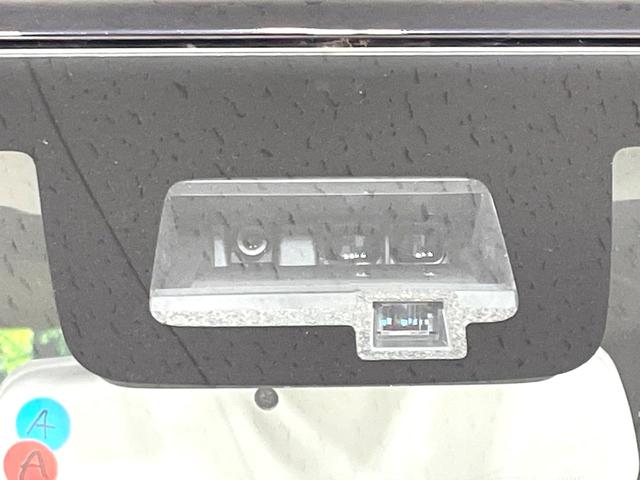 �y�X�Y�L�@�Z�[�t�e�B�T�|�[�g�z���s���ɑO���̎ԗ�����F�����A�Փ˂������Ȏ��͌x��ƃu���[�L�ŏՓˉ���Ɣ�Q�y�����A�V�X�g�B�����S�Ƀh���C�u�����y���݂��������܂��B