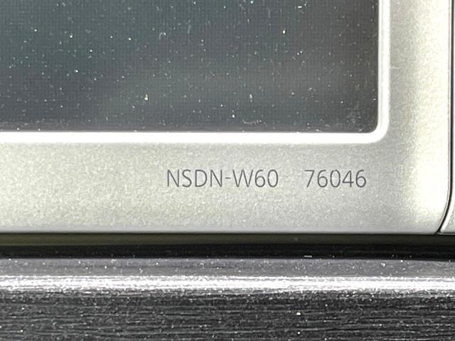 プリウス S 純正ナビ バックカメラ ETC スマートキー オートエアコン/ライト 純正15インチアルミ 電動格納ミラー 盗難防止システム プライバシーガラス(35枚目)