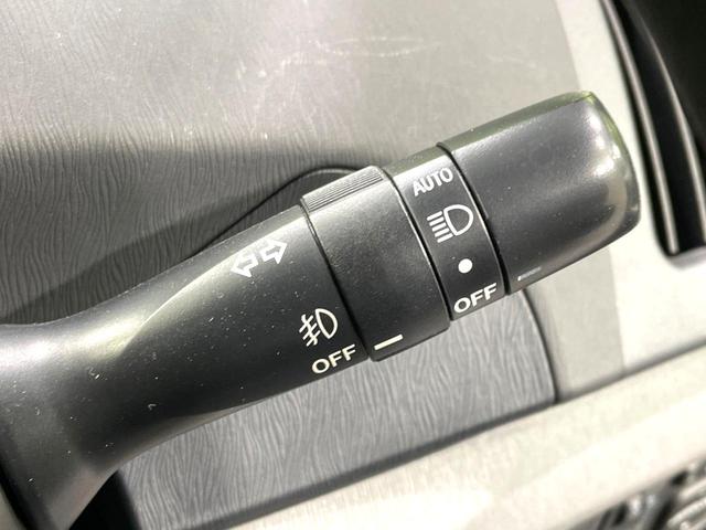 プリウス S 純正ナビ バックカメラ ETC スマートキー オートエアコン/ライト 純正15インチアルミ 電動格納ミラー 盗難防止システム プライバシーガラス(45枚目)