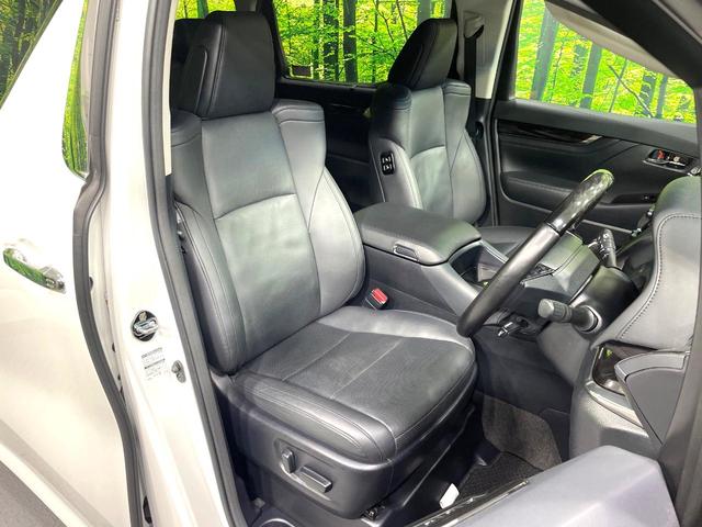 アルファード ２．５Ｓ　Ｃパッケージ　サンルーフ　純正９型ディスプレイ　後席モニター　両側電動ドア　衝突軽減装置　レーダークルーズ　デジタルインナーミラー　ブラインドスポットモニター　電動リアゲート　３眼ＬＥＤヘッド　ドラレコ　ＥＴＣ（9枚目）