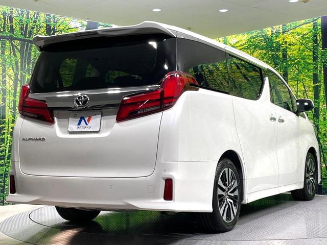 アルファード ２．５Ｓ　Ｃパッケージ　サンルーフ　純正９型ディスプレイ　後席モニター　両側電動ドア　衝突軽減装置　レーダークルーズ　デジタルインナーミラー　ブラインドスポットモニター　電動リアゲート　３眼ＬＥＤヘッド　ドラレコ　ＥＴＣ（25枚目）