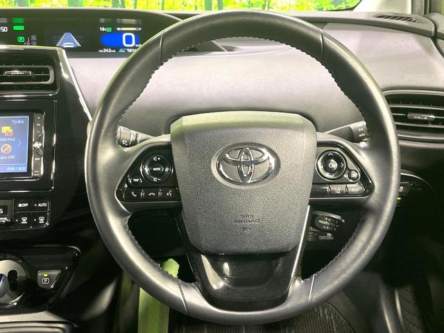 プリウス Ｓ　ＳＤナビ　バックカメラ　禁煙車　セーフティセンス　レーダークルーズ　スマートキー　ＬＥＤヘッド　オートハイビーム　コーナーセンサー　フルセグ　Ｂｌｕｅｔｏｏｔｈ再生　ＥＴＣ　オートライト／エアコン（11枚目）