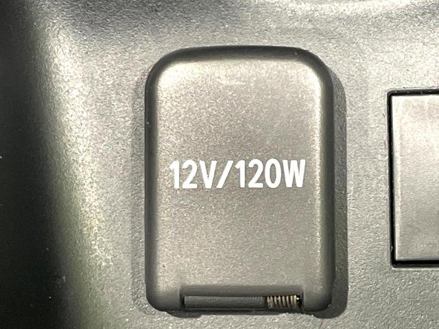 プリウス Ｓ　ＳＤナビ　バックカメラ　禁煙車　セーフティセンス　レーダークルーズ　スマートキー　ＬＥＤヘッド　オートハイビーム　コーナーセンサー　フルセグ　Ｂｌｕｅｔｏｏｔｈ再生　ＥＴＣ　オートライト／エアコン（42枚目）