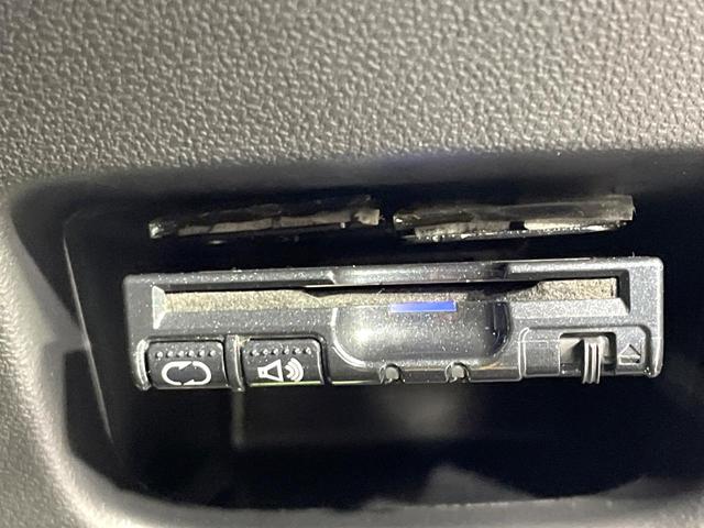 ムーヴ カスタム　ＲＳ　ハイパーリミテッドＳＡＩＩＩ　純正ナビ　全周囲カメラ　禁煙車　衝突軽減装置　踏み間違い防止装置　シートヒーター　ＬＥＤヘッド　ドラレコ　フルセグ　Ｂｌｕｅｔｏｏｔｈ再生　ＥＴＣ　ターボ　スマートキー　アイドリングストップ（6枚目）