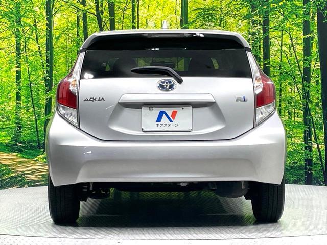 アクア Ｓ　純正ナビ　禁煙車　ドラレコ　フルセグ　Ｂｌｕｅｔｏｏｔｈ再生　ＥＴＣ　スマートキー　シートヒーター　オートエアコン／ライト　電動格納ミラー　横滑り防止装置　プライバシーガラス（16枚目）