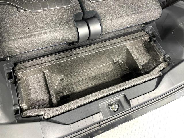 タント カスタムＲＳ　純正９型ディスプレイ　後席モニター　両側電動ドア　スマートアシスト　踏み間違い防止装置　ドラレコ　フルセグ　Ｂｌｕｅｔｏｏｔｈ再生　ＥＴＣ　ＬＥＤヘッド　シートヒーター　ハーフレザー（34枚目）