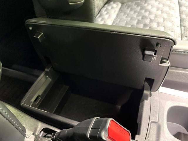 ヴォクシー ハイブリッドＳ－Ｚ　純正１０．５型ナビ　バックカメラ　後席モニター　禁煙車　セーフティセンス　レーダークルーズ　ブラインドスポットモニター　両側電動ドア　ハーフレザー　　ドラレコ　フルセグ　Ｂｌｕｅｔｏｏｔｈ再生　ＥＴＣ（44枚目）
