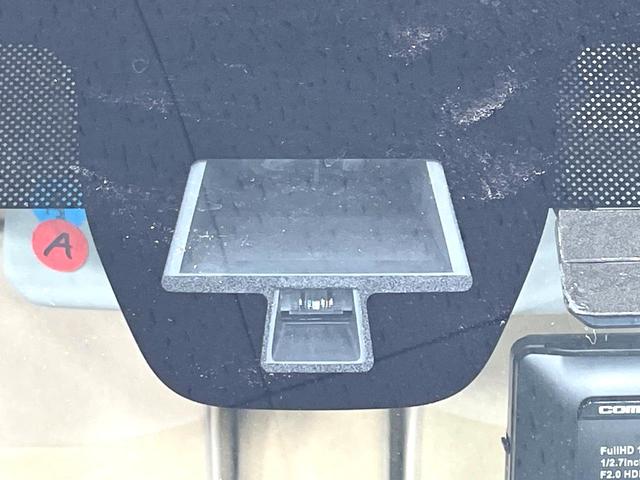 �y�X�Y�L�@�Z�[�t�e�B�T�|�[�g�z���s���ɑO���̎ԗ�����F�����A�Փ˂������Ȏ��͌x��ƃu���[�L�ŏՓˉ���Ɣ�Q�y�����A�V�X�g�B�����S�Ƀh���C�u�����y���݂��������܂��B