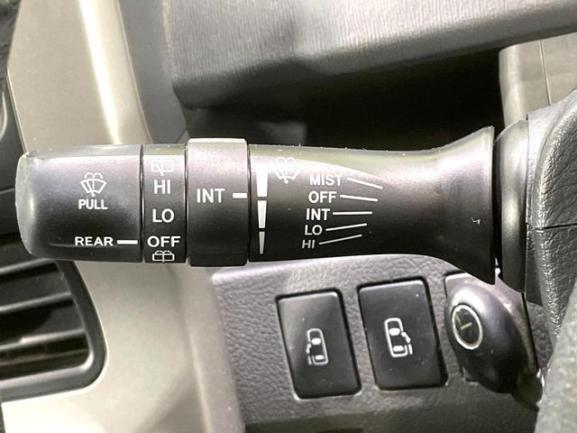 ヴォクシー ＺＳ　煌ＩＩ　純正ナビ　バックカメラ　後席モニター　禁煙車　両側電動ドア　ＨＩＤヘッド　スマートキー　ドラレコ　Ｂｌｕｅｔｏｏｔｈ再生　ＥＴＣ　オートライト／エアコン　純正１６インチアルミ　フォグライト（26枚目）