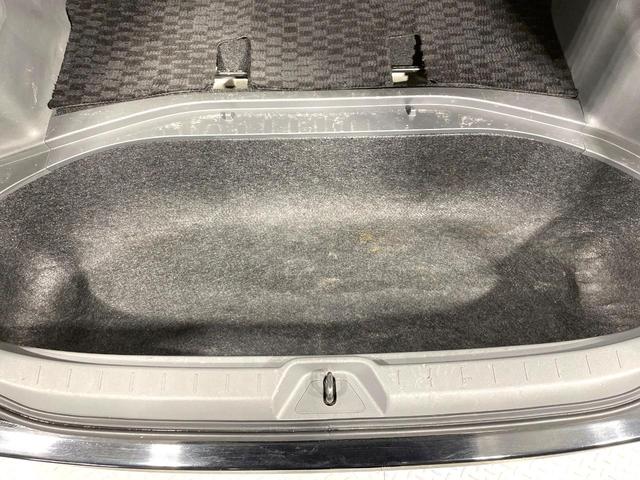 ヴォクシー ＺＳ　煌ＩＩ　純正ナビ　バックカメラ　後席モニター　禁煙車　両側電動ドア　ＨＩＤヘッド　スマートキー　ドラレコ　Ｂｌｕｅｔｏｏｔｈ再生　ＥＴＣ　オートライト／エアコン　純正１６インチアルミ　フォグライト（37枚目）