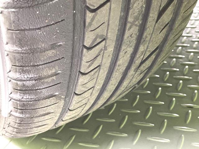 ヴォクシー ＺＳ　煌ＩＩ　純正ナビ　バックカメラ　後席モニター　禁煙車　両側電動ドア　ＨＩＤヘッド　スマートキー　ドラレコ　Ｂｌｕｅｔｏｏｔｈ再生　ＥＴＣ　オートライト／エアコン　純正１６インチアルミ　フォグライト（53枚目）