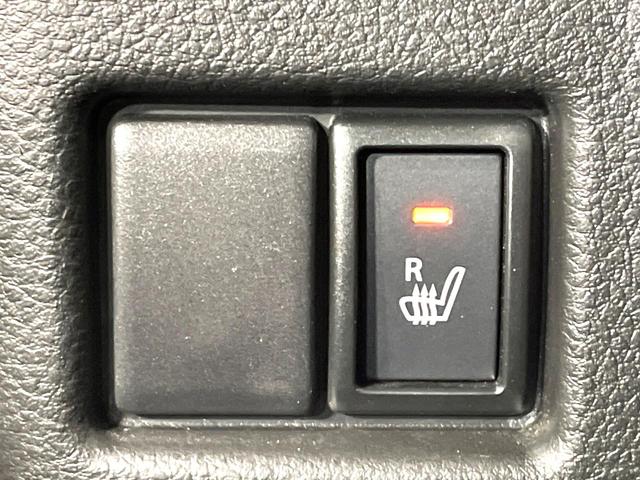 スペーシアカスタム ハイブリッドＸＳ　両側電動ドア　純正ＳＤナビ　全周囲カメラ　衝突被害軽減システム　禁煙車　ハーフレザーシート　シートヒーター　コーナーセンサー　スマートキー　ＬＥＤヘッド　ＥＴＣ　純正１５インチアルミ（7枚目）