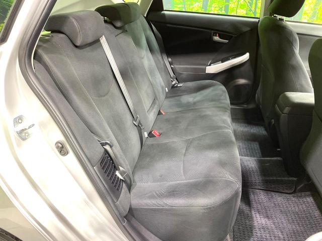 プリウス S 純正ナビ バックカメラ 禁煙車 クルーズコントロール HIDヘッド フルセグ Bluetooth再生 ETC スマートキー オートライト/エアコン 電動格納ミラー 純正15インチアルミ シートリフター(11枚目)