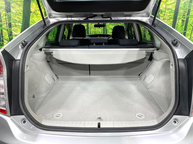 プリウス S 純正ナビ バックカメラ 禁煙車 クルーズコントロール HIDヘッド フルセグ Bluetooth再生 ETC スマートキー オートライト/エアコン 電動格納ミラー 純正15インチアルミ シートリフター(32枚目)
