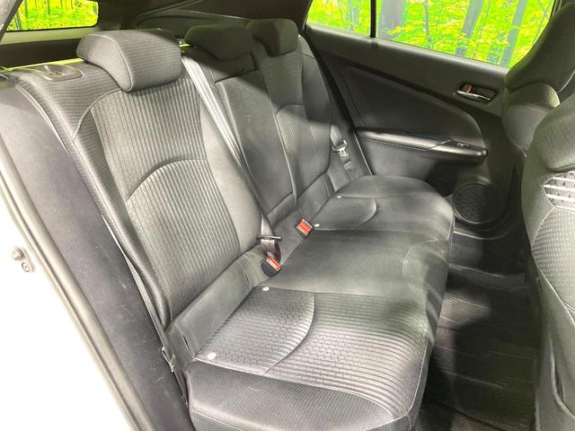 プリウス Ｓ　純正９型ナビ　バックカメラ　禁煙車　スマートキー　ＬＥＤヘッド／フォグ　ドラレコ　フルセグ　Ｂｌｕｅｔｏｏｔｈ再生　ＥＴＣ　エアロ　革巻きステアリング　オートライト／エアコン　盗難防止装置（9枚目）