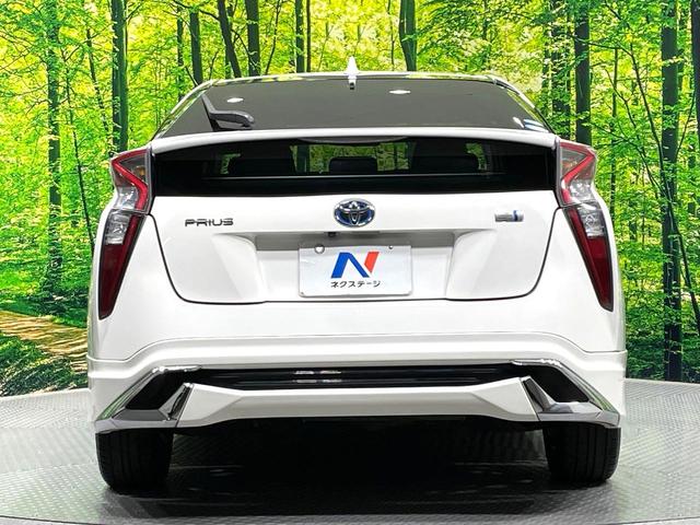プリウス Ｓ　純正９型ナビ　バックカメラ　禁煙車　スマートキー　ＬＥＤヘッド／フォグ　ドラレコ　フルセグ　Ｂｌｕｅｔｏｏｔｈ再生　ＥＴＣ　エアロ　革巻きステアリング　オートライト／エアコン　盗難防止装置（15枚目）