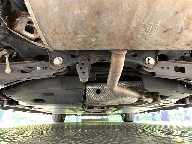 プリウス Ｓ　純正９型ナビ　バックカメラ　禁煙車　スマートキー　ＬＥＤヘッド／フォグ　ドラレコ　フルセグ　Ｂｌｕｅｔｏｏｔｈ再生　ＥＴＣ　エアロ　革巻きステアリング　オートライト／エアコン　盗難防止装置（19枚目）