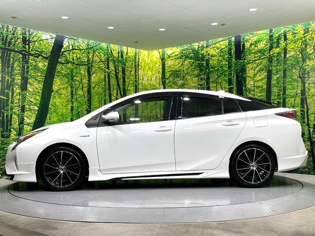 プリウス Ｓ　純正９型ナビ　バックカメラ　禁煙車　スマートキー　ＬＥＤヘッド／フォグ　ドラレコ　フルセグ　Ｂｌｕｅｔｏｏｔｈ再生　ＥＴＣ　エアロ　革巻きステアリング　オートライト／エアコン　盗難防止装置（26枚目）