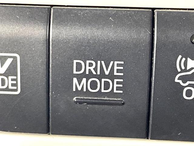 プリウス Ｓ　純正９型ナビ　バックカメラ　禁煙車　スマートキー　ＬＥＤヘッド／フォグ　ドラレコ　フルセグ　Ｂｌｕｅｔｏｏｔｈ再生　ＥＴＣ　エアロ　革巻きステアリング　オートライト／エアコン　盗難防止装置（39枚目）