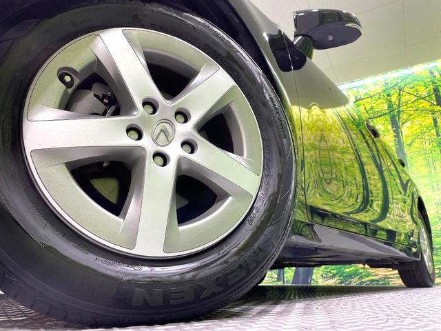 �y�����P�T�C���`�A���~�z�C�[���z�O�ςɃ}�b�`���������A���~�z�C�[���𑕒����Ă���܂��B�e��ЊO�A���~�z�C�[����A�X�^�b�h���X�^�C�����戵�����Ă���܂��B���񂲑��k����������