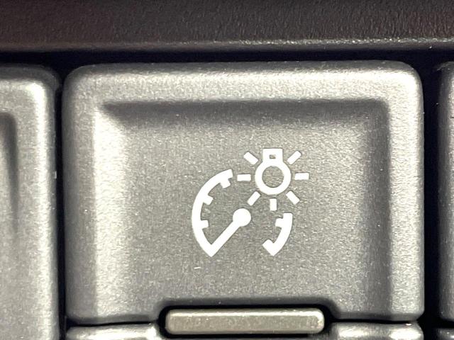 ワゴンＲ ハイブリッドＦＸ　８インチナビ　全周囲カメラ　衝突軽減装置　踏み間違い防止装置　禁煙車　シートヒーター　コーナーセンサー　フルセグ　Ｂｌｕｅｔｏｏｔｈ再生　ＥＴＣ　スマートキー　車線逸脱警報　オートライト／エアコン（49枚目）