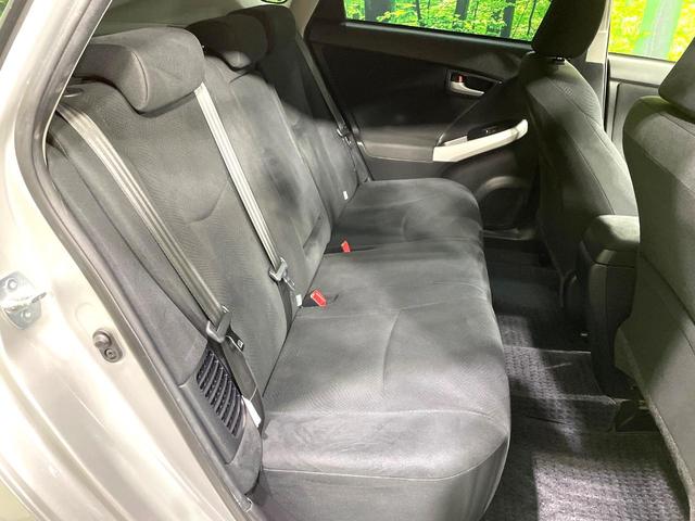 プリウス Ｓ　純正ナビ　バックカメラ　禁煙車　ＨＩＤヘッド　フルセグ　Ｂｌｕｅｔｏｏｔｈ再生　ＥＴＣ　スマートキー　オートライト／エアコン　純正１５インチアルミ　盗難防止システム　横滑り防止装置（9枚目）