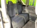 後部座席も気になるようなキズ・汚れやへたり等、大きなダメージはなく、良好な状態です。