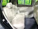 後部座席も気になるようなキズ・汚れやへたり等、大きなダメージはなく、良好な状態です。