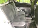 後部座席も気になるようなキズ・汚れやへたり等、大きなダメージはなく、良好な状態です。