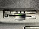 プリウス S 純正ナビ バックカメラ 禁煙車 クルーズコントロール HIDヘッド フルセグ Bluetooth再生 ETC スマートキー オートライト/エアコン 電動格納ミラー 純正15インチアルミ シートリフター(6枚目)