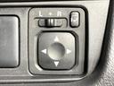 【電動格納ミラー】サイドミラーは電動格納式となっており、狭い駐車場でもキズがつくリスクを抑えられます。