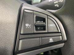 【アダプティブクルーズコントロール】高速道路での長距離走行が楽に！！自動で速度を保つクルーズコントロールが、衝突軽減システムと連携し、前方の車両を感知して車間を保つように速度調節してくれます！！ 6