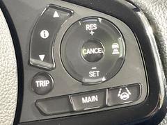 �ڥ����ץƥ��֥��롼������ȥ�����۹�®ƻϩ�Ǥ�Ĺ��Υ���Ԥ��ڤˡ�����ư��®�٤��ݤĥ��롼������ȥ����뤬�����ͷڸ������ƥ��Ϣ�Ȥ��������μ�ξ���Τ��Ƽִ֤��ݤĤ褦��®��Ĵ�ᤷ�Ƥ���ޤ����� 7