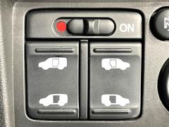 ��ξ¦�ѥ���饤�ɥɥ��ۥ��ޡ��ȥ����䱿ž�ʤΥ����å��Ǹ���ξ¦���饤�ɥɥ��γ��Ĥ���ǽ����ư�������Ϥ�����ƥɥ��򳫤���ɬ�פ�̵���������ʤ����ͤǤ��ñ�˳����Ĥ�Ǥ���Ŭ�Ǥ��� 5