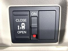 �ڥѥ���饤�ɥɥ��ۥ��ޡ��ȥ����䱿ž�ʤΥ����å��ǥ��饤�ɥɥ��γ��Ĥ���ǽ����ư�������Ϥ�����ƥɥ��򳫤���ɬ�פ�̵���������������ͤǤ⡢�Ť���ʪ����äƤ������饯�˳����Ĥ�Ǥ��ޤ��� 3