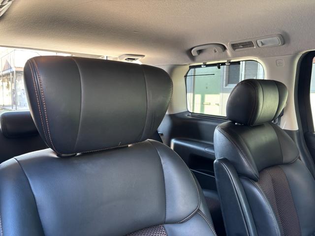 エルグランド 250ハイウェイスター アラウンドビューモニター 純正マルチナビ フリップダウンモニター TV走行中可 AC100V電源 助手席側電動スライドドア オートライト HID スマートキー2本 ETC オットマン(26枚目)