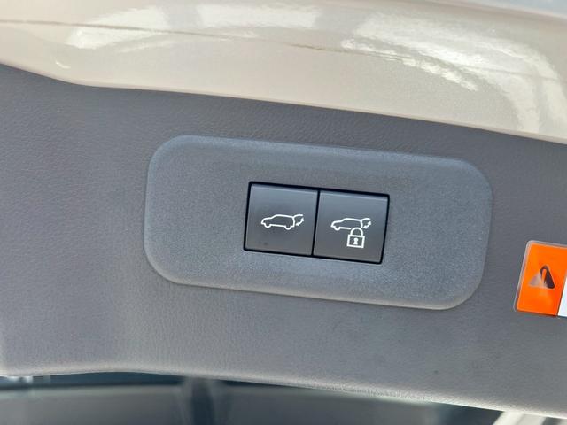 ＮＸ ＮＸ２５０　バージョンＬ　サンルーフ　三眼ＬＥＤ　本革シート　パノラミックビューモニター　純正１４インチナビオーディオ　フルセグＴＶ　アラウンドビューモニター　ｂｌｕｅｔｏｏｔｈ接続　ステアヒーター　ベンチレーション（12枚目）