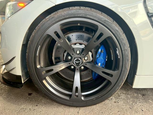 Ｍ４ Ｍ４クーペ　Ｍ４クーペ　ＡＣシュニッツァーコンプリートカー　２０インチ　カーボンフロントフリッパー　アンダースポイラー　フロントサイドウィングカナード　カーボンリアディフューザー　デュアルツインマフラー（17枚目）