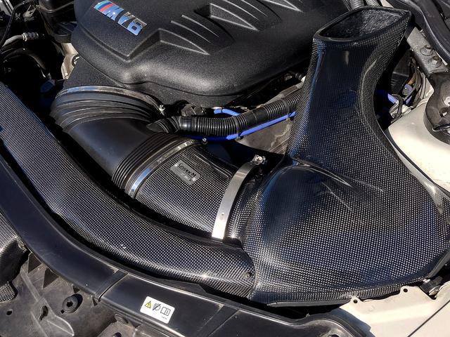 Ｍ３ Ｍ３クーペ　車高調　新品アドバンレーシング１９インチ　ＧｒｕｐｐｅＭカーボンラムエアシステム　可変バルブ付ワンオフマフラー　カーボンパーツ　アンドロイドオーディオ　オレンジカラーキャリパー（28枚目）