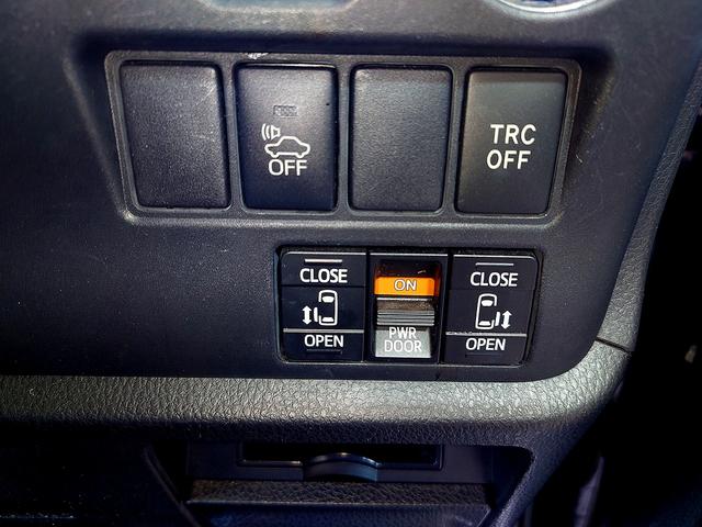 エスクァイア ハイブリッドＸｉ　Ｔ－Ｃｏｎｎｅｃｔ対応９インチ大画面ナビ　バックカメラ　両側電動スライドドア　スマートキー（11枚目）