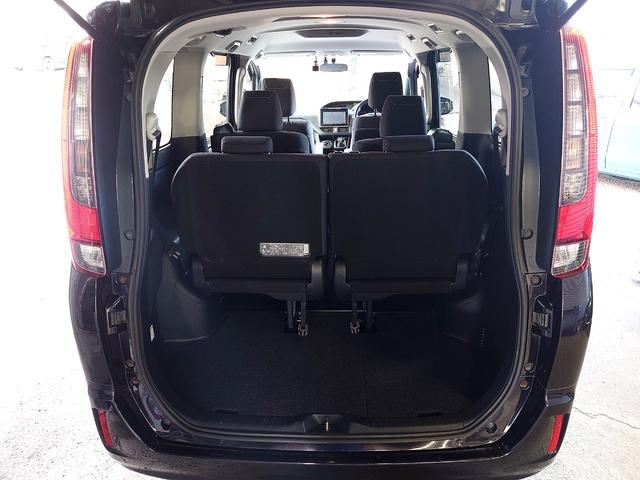 エスクァイア ハイブリッドＸｉ　Ｔ－Ｃｏｎｎｅｃｔ対応９インチ大画面ナビ　バックカメラ　両側電動スライドドア　スマートキー（18枚目）