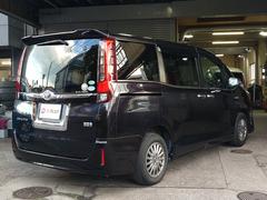 当社車両をご覧いただきありがとうございます。　在庫車の保管場所の関係上、現車の準備にお時間をいただく場合がございます。　車両確認をご希望の際は事前にご来店予約のお電話をお願いいたします。 3