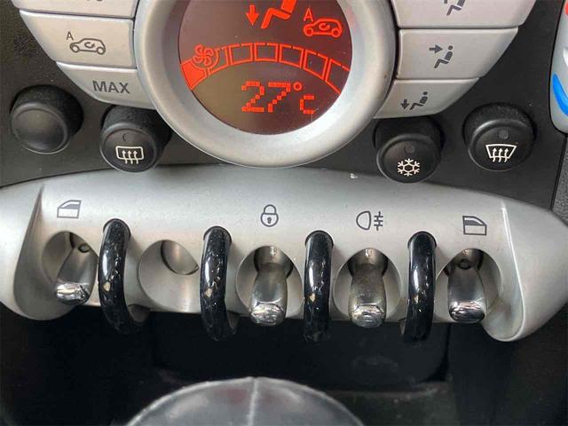 ＭＩＮＩ ワン　ナビ　アルミホイール　キーレスエントリー　電動格納ミラー　ＡＴ　盗難防止システム　ＡＢＳ　エアコン　パワーステアリング　パワーウィンドウ　ＣＤ（37枚目）