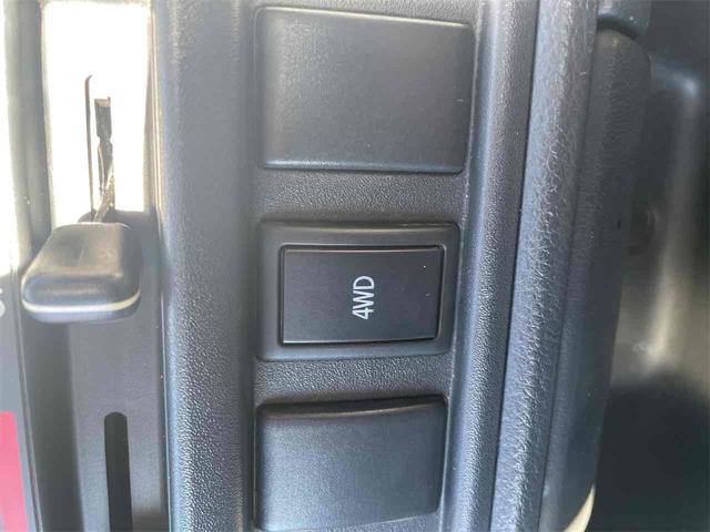 キャリイトラック  4WD MT エアコン 運転席エアバッグ(12枚目)
