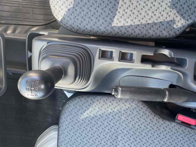 キャリイトラック  4WD MT エアコン 運転席エアバッグ(13枚目)