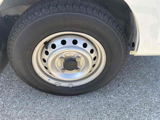 キャリイトラック  4WD MT エアコン 運転席エアバッグ(30枚目)