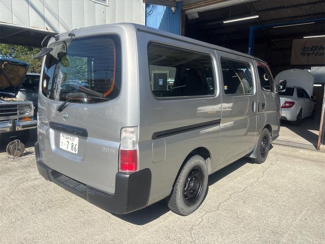 キャラバン ロングＤＸ　ＥＴＣ　バックカメラ　ナビ　ＴＶ　両側スライドドア　ＡＴ　ＤＶＤ再生　ＵＳＢ　エアコン　パワーウィンドウ　運転席エアバッグ（15枚目）