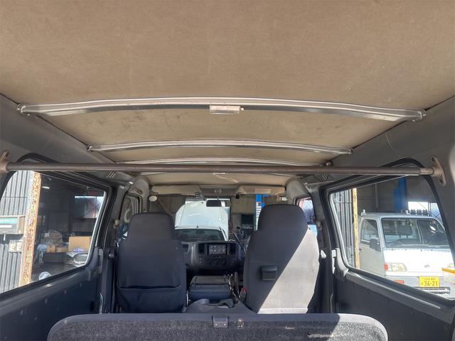 キャラバン ロングＤＸ　ＥＴＣ　バックカメラ　ナビ　ＴＶ　両側スライドドア　ＡＴ　ＤＶＤ再生　ＵＳＢ　エアコン　パワーウィンドウ　運転席エアバッグ（21枚目）