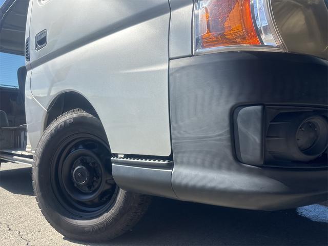 キャラバン ロングＤＸ　ＥＴＣ　バックカメラ　ナビ　ＴＶ　両側スライドドア　ＡＴ　ＤＶＤ再生　ＵＳＢ　エアコン　パワーウィンドウ　運転席エアバッグ（31枚目）